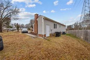 2248 Holland Ave, Burlington, NC 27217 - Photo 22