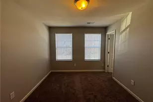 3921 Village Park Ct, Winston-Salem, NC 27127 - Photo 8