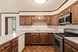 708 Teague Dr, Jamestown, NC 27282 - Photo 20