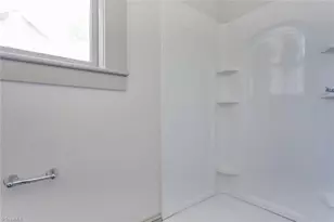 111 Hendrix St, Greensboro, NC 27401 - Photo 12