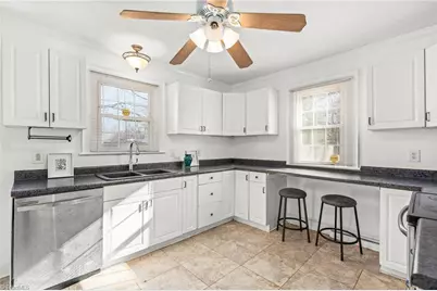 2619 Pinecroft Road, Greensboro, NC 27407 - Photo 6