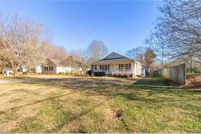 2001 Sunshine Lane, Lexington, NC 27295 - Photo 4