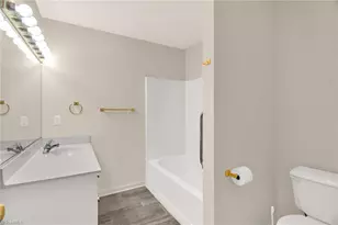 2001 Sunshine Ln, Lexington, NC 27295 - Photo 18