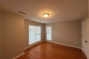 374 Summergate Dr, Winston-Salem, NC 27103 - Photo 10