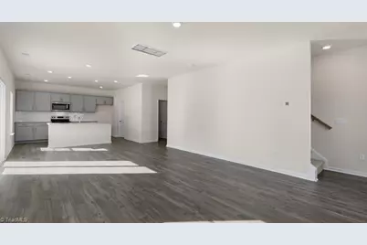 599 Forest Creek Drive, Winston-Salem, NC 27107 - Photo 16