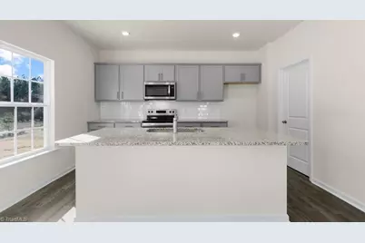 599 Forest Creek Drive, Winston-Salem, NC 27107 - Photo 10