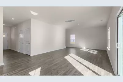 599 Forest Creek Drive, Winston-Salem, NC 27107 - Photo 14