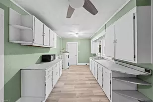 210 W Balfour Ave, Asheboro, NC 27203 - Photo 10