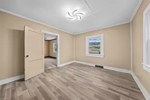 210 W Balfour Ave, Asheboro, NC 27203 - Photo 14