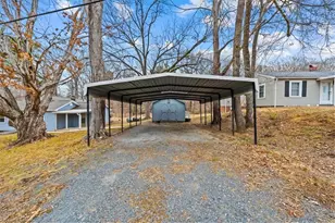 210 W Balfour Ave, Asheboro, NC 27203 - Photo 24