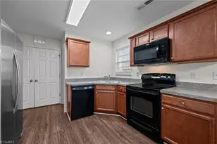 1482 Hammermill Ln, Kernersville, NC 27284 - Photo 14