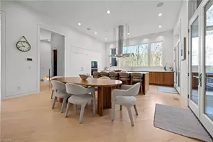 2108 Berkshire Ln, Greensboro, NC 27408 - Photo 8