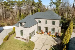 2108 Berkshire Ln, Greensboro, NC 27408 - Photo 48