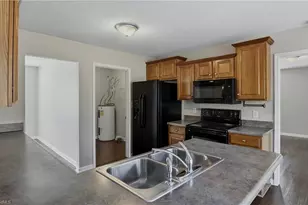 295 Hialeah Ct, Winston-Salem, NC 27103 - Photo 12