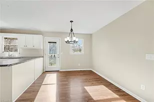 4010 Gracemont Dr, Winston-Salem, NC 27106 - Photo 8