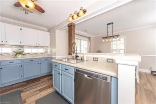 5870 Ferntree Ct, Pfafftown, NC 27040 - Photo 8