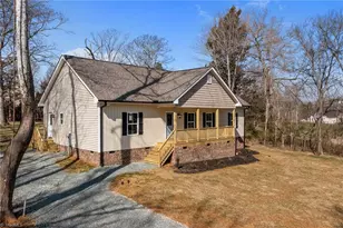 4505 Alamance Baptist Church Loop, Burlington, NC 27215 - Photo 32