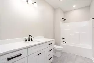 4505 Alamance Baptist Church Loop, Burlington, NC 27215 - Photo 22