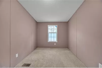 760 Townview Street, West Jefferson, NC 28694 - Photo 28