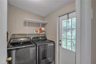 760 Townview St, West Jefferson, NC 28694 - Photo 18