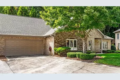 11 Annalisa Drive, Greensboro, NC 27455 - Photo 4