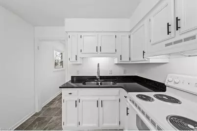 4686 Calhoun Drive, Liberty, NC 27298 - Photo 12