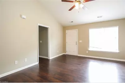 604 Walnut Crossing Drive, Whitsett, NC 27377 - Photo 4