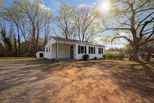 250 Holly Grove Road E, Lexington, NC 27292 - Photo 2
