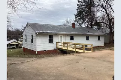 323 Coltrane Avenue, High Point, NC 27260 - Photo 18