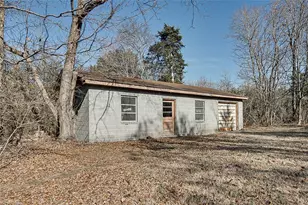 5568 Nc Hwy 49 N, Liberty, NC 27298 - Photo 18