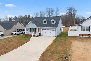 114 Brooke Ridge Dr, Thomasville, NC 27360 - Photo 2