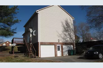 2500 Newington Court, Clemmons, NC 27012 - Photo 4