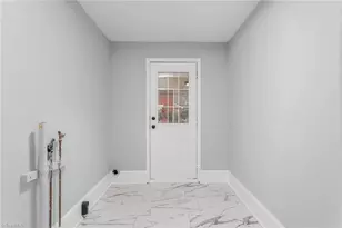 18 Fairway Dr, Lexington, NC 27292 - Photo 32