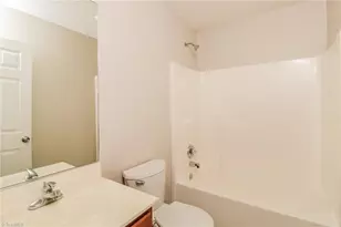 6900 Salem Quarter Rd, Belews Creek, NC 27009 - Photo 12