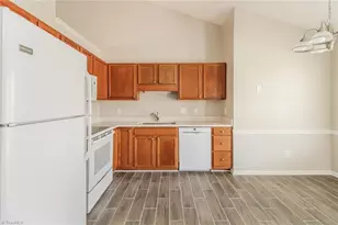 6900 Salem Quarter Rd, Belews Creek, NC 27009 - Photo 6