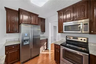4502 Whitby Pl, Greensboro, NC 27406 - Photo 10