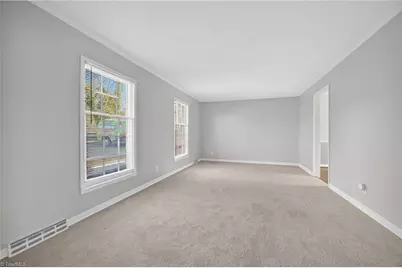 4502 Whitby Place, Greensboro, NC 27406 - Photo 6