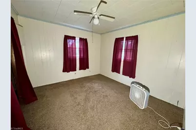 5301 Elkin Highway 268, North Wilkesboro, NC 28659 - Photo 12