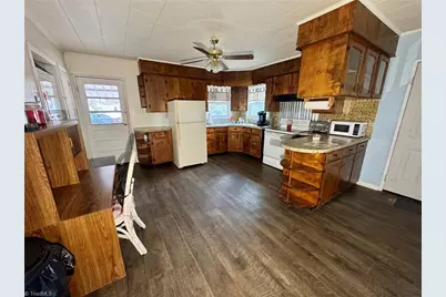 5301 Elkin Highway 268, North Wilkesboro, NC 28659 - Photo 6