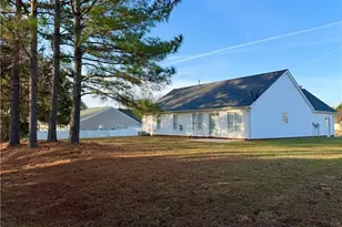 129 Brighton Dr, King, NC 27021 - Photo 2