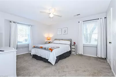 700 Glendale Drive #D, Greensboro, NC 27406 - Photo 16