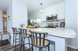 700 Glendale Dr, Greensboro, NC 27406 - Photo 10