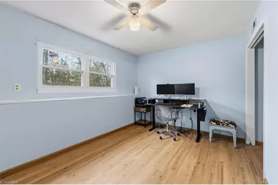 405 Westchester Drive, High Point, NC 27262 - Photo 18
