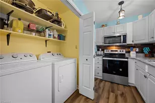 422 Harbour View Dr, Kill Devil Hills, NC 27948 - Photo 16