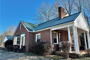 3391 Asbury Rd, Mount Airy, NC 27030 - Photo 4