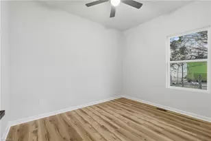 522 N Beaumont Ave, Burlington, NC 27217 - Photo 14