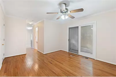 15 Wimbledon Lane, Greensboro, NC 27455 - Photo 6