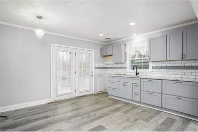 2545 Hyde Street, Burlington, NC 27217 - Photo 8