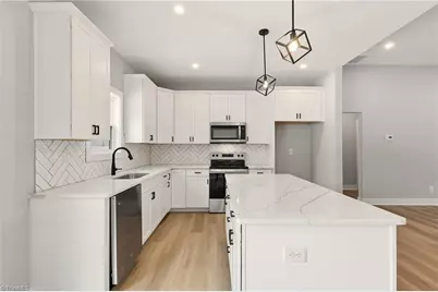 4381 Continental Drive, Pfafftown, NC 27040 - Photo 16