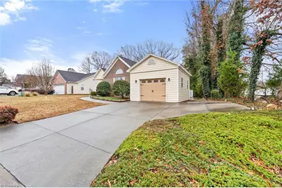 2472 Joshua Lane, Winston-Salem, NC 27127 - Photo 2